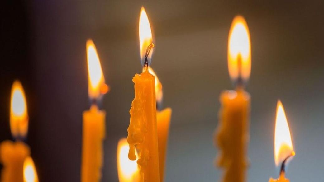 Дорогие отцы, братья, сестры! Помолитесь о нов. р.б. Андрее, сыне нашего пономаря Алексея.