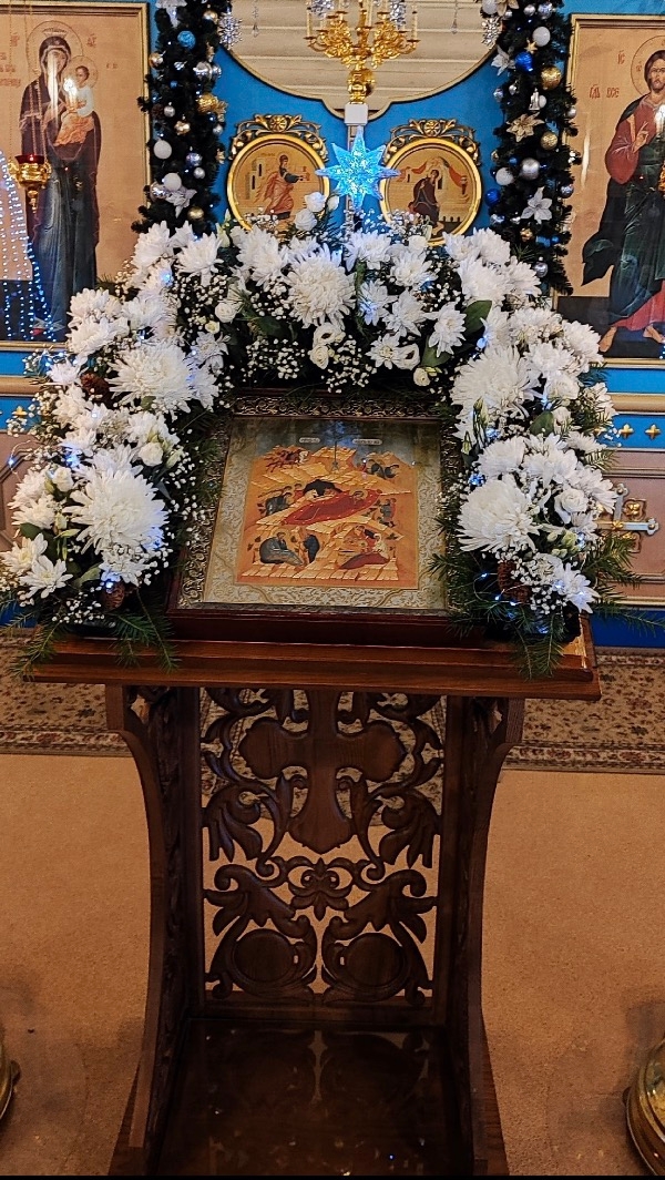 Рождество Христово. Светлый праздник Любви Божией к человеку. Каждому. Кем бы и где бы он ни был. Да будет на все святая и благая воля Твоя, Господи!