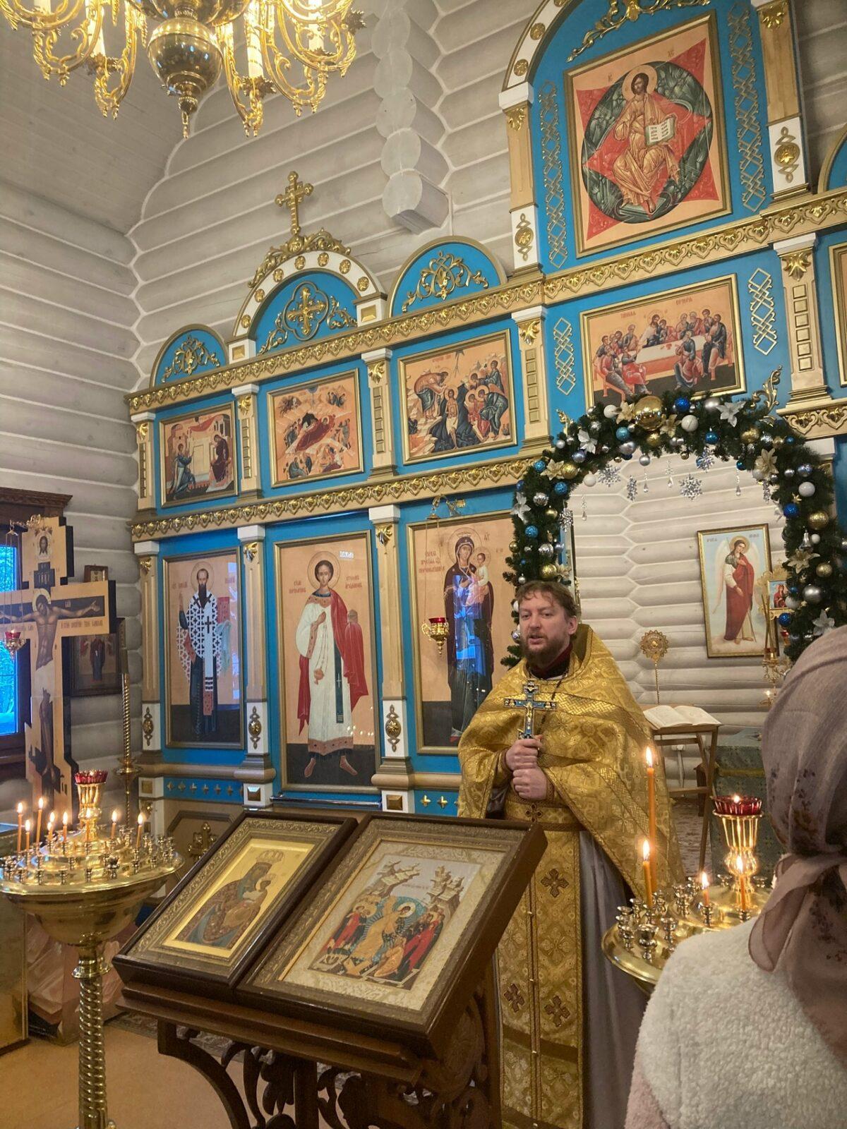 28.12.2025. Рождественский пост. Воскресная Литургия. День памяти Крымских святых, в том числе свт.Луки ( Войно-Ясенецкого).